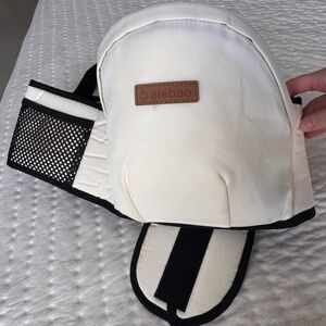 Baby hip seat carrier